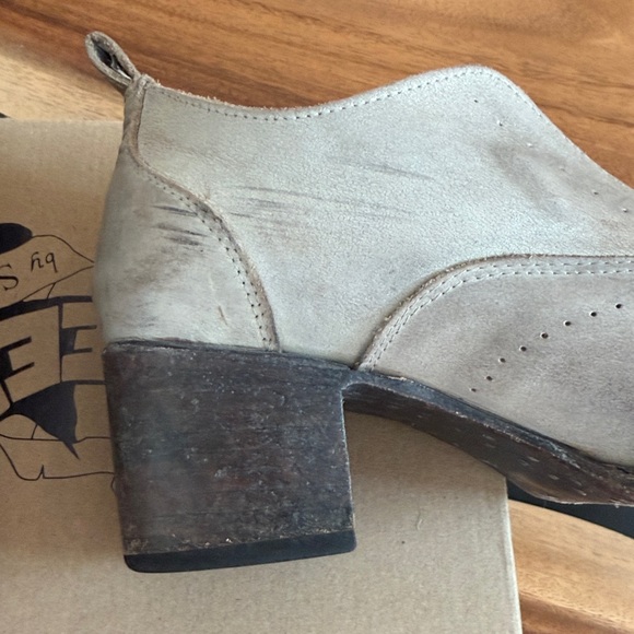 Freebird by Steven Sadie boots in the color Ice - Picture 15 of 16